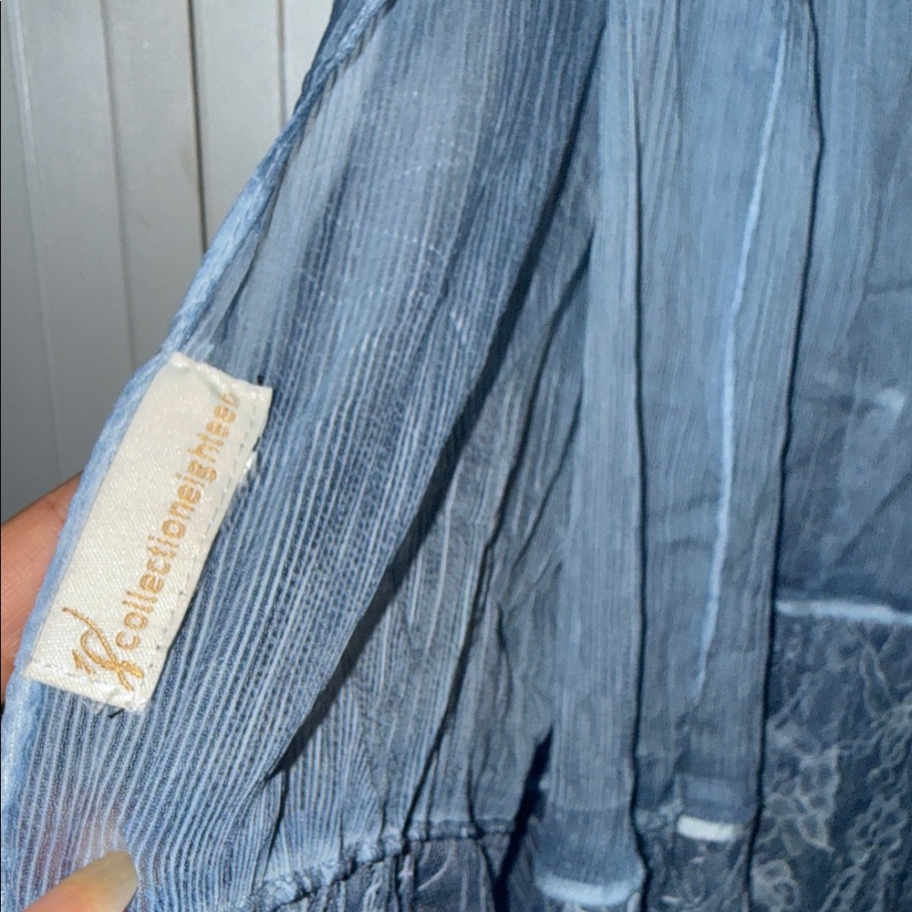 Light Blue Lace-Hem Women's Scarf - Picture 3 of 5